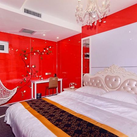 Century Hua Na Loves Boutique Hotel Qingdao Extérieur photo