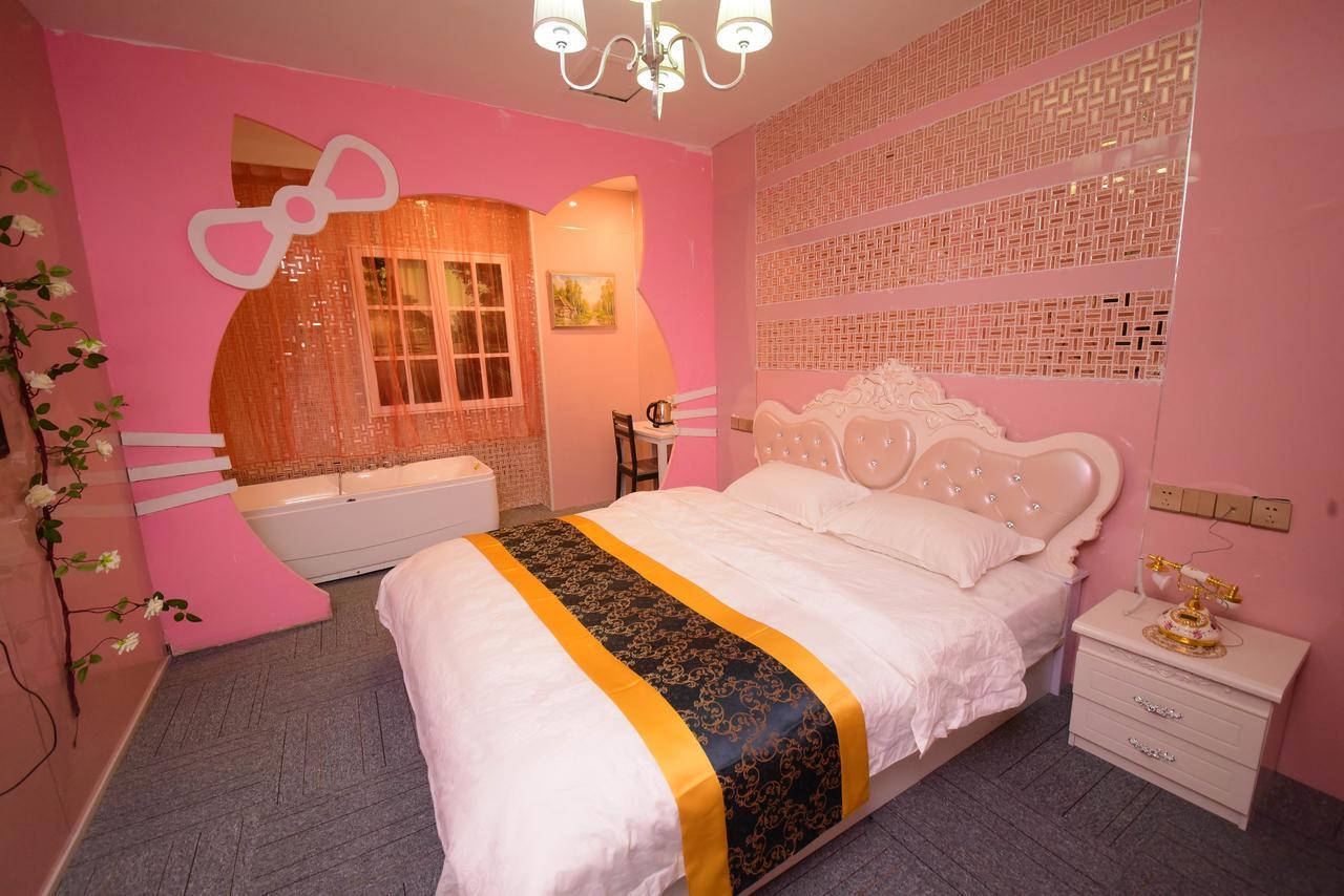 Century Hua Na Loves Boutique Hotel Qingdao Extérieur photo
