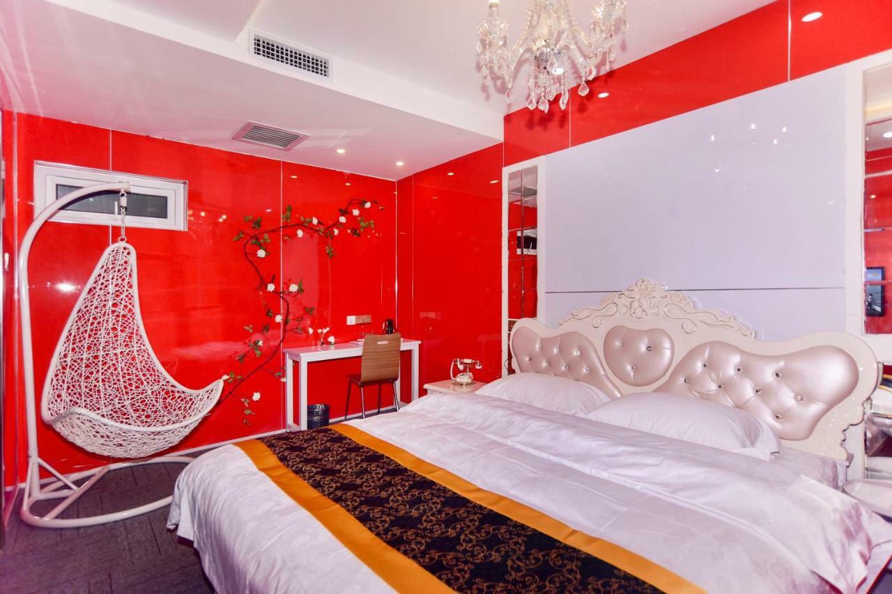 Century Hua Na Loves Boutique Hotel Qingdao Extérieur photo