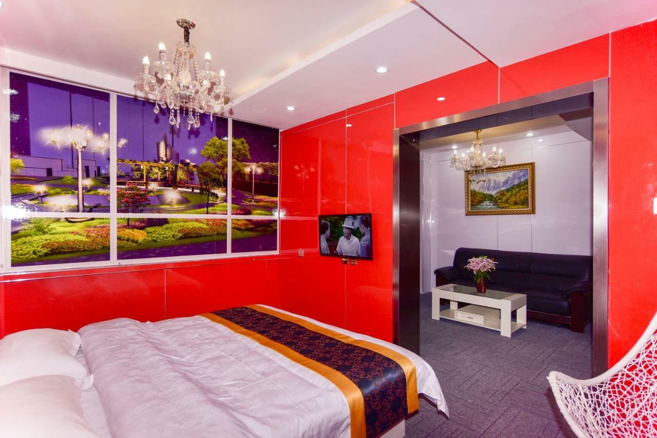 Century Hua Na Loves Boutique Hotel Qingdao Extérieur photo